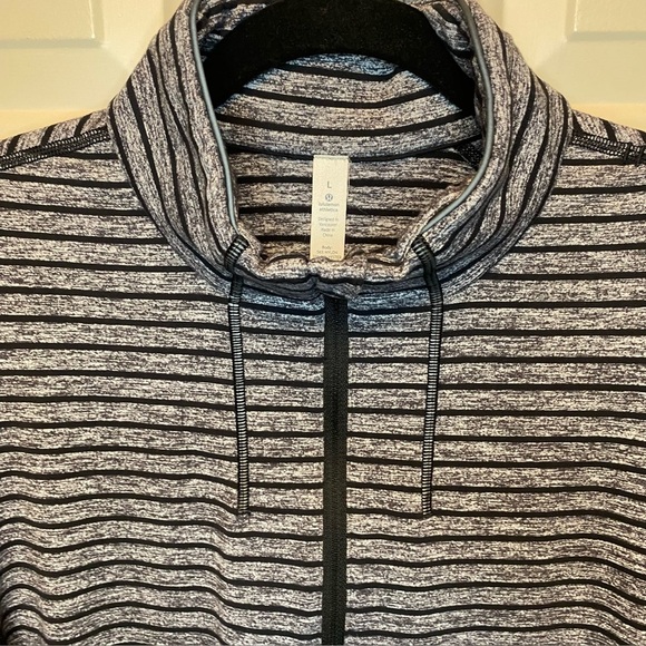 Lululemon Athletics Surge Warm Half Zip Men’s Size Large - Picture 12 of 15